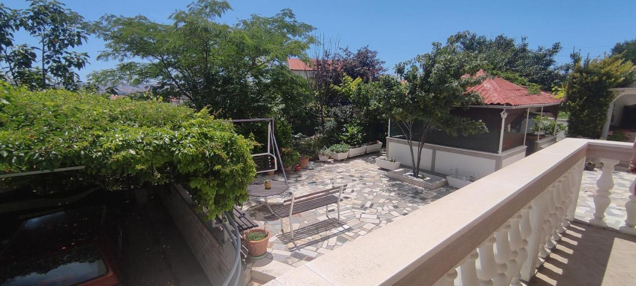 Lucija 2 Apartment Solin Bagian luar foto