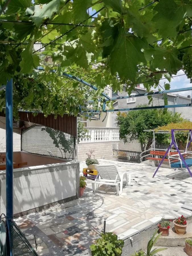 Lucija 2 Apartment Solin Bagian luar foto